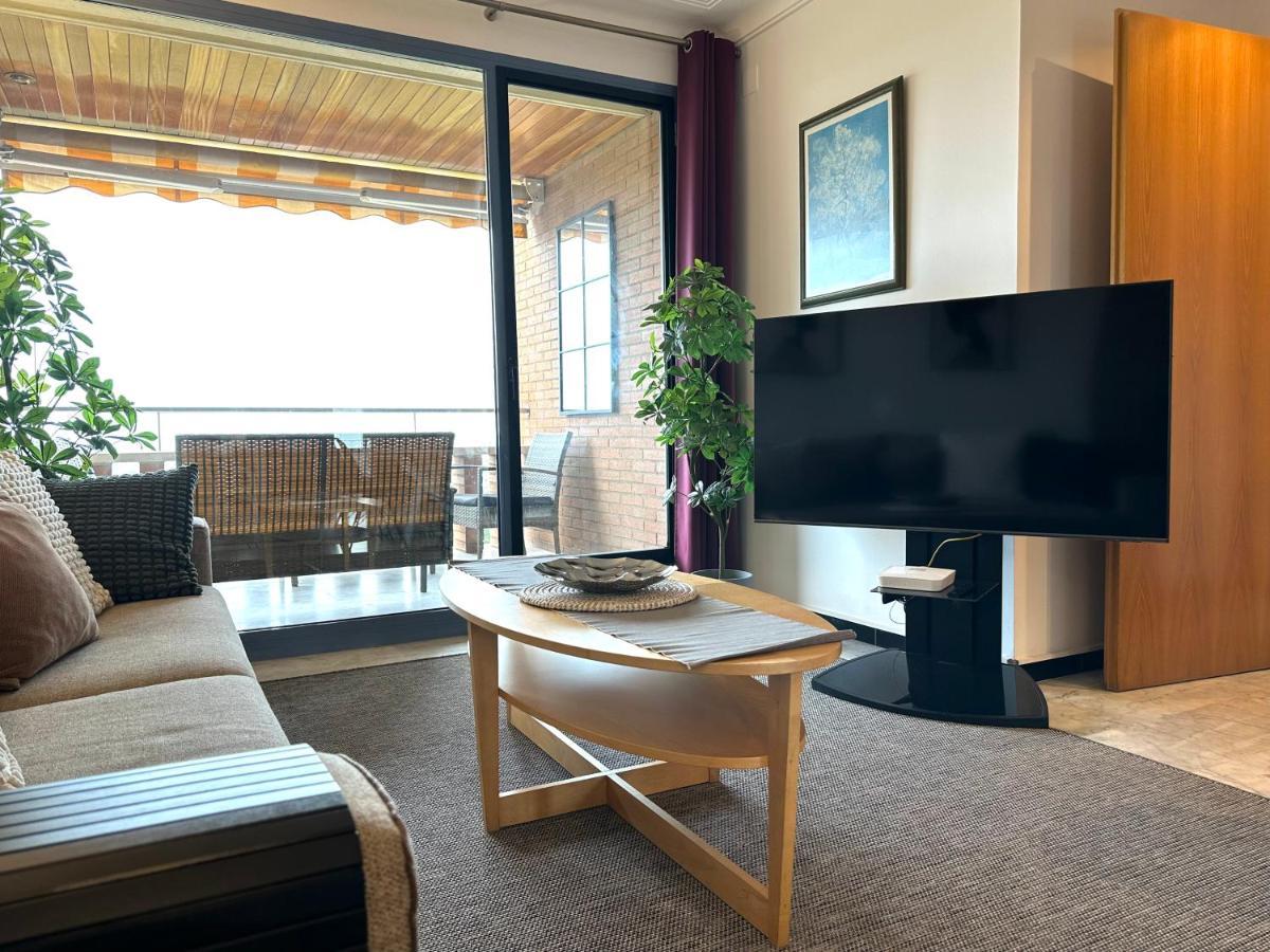 Lets Holidays Apartment Sea Views In Barcelona Kültér fotó