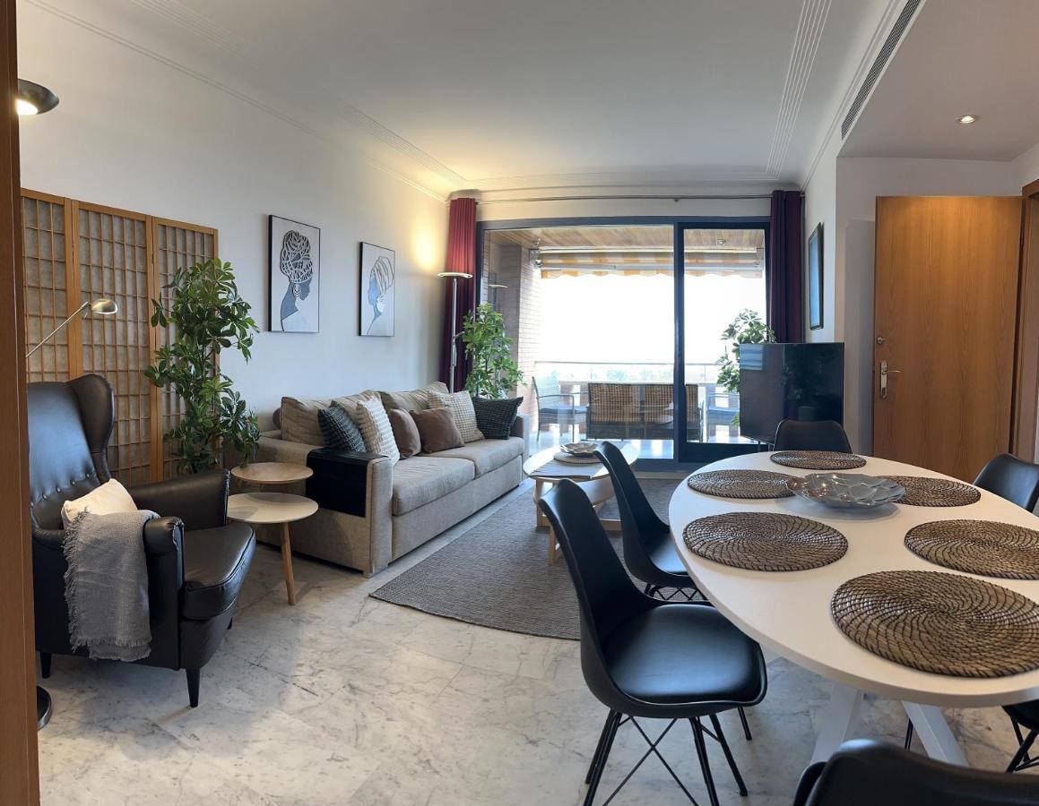 Lets Holidays Apartment Sea Views In Barcelona Kültér fotó