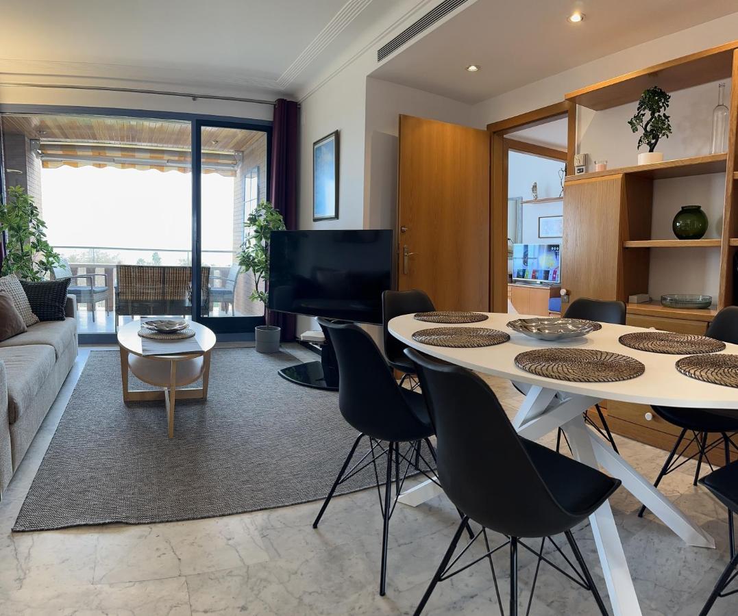 Lets Holidays Apartment Sea Views In Barcelona Kültér fotó